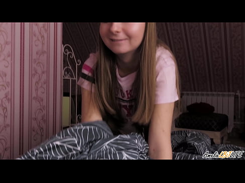 ❤️ Blondie-k bere BFF-ren sakon zurrupatzen du eta esperma jasotzen du ahoan Pornografia besterik ez %eu.hdporn24.ruan